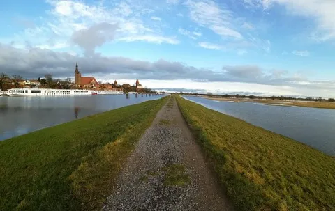 Tangermünde vom Wasser aus